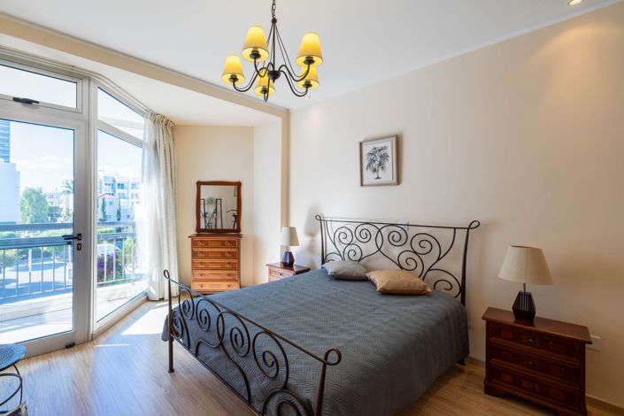 Image No.13-3 Bed Apartment for sale
