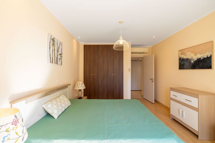 Image No.22-3 Bed Apartment for sale