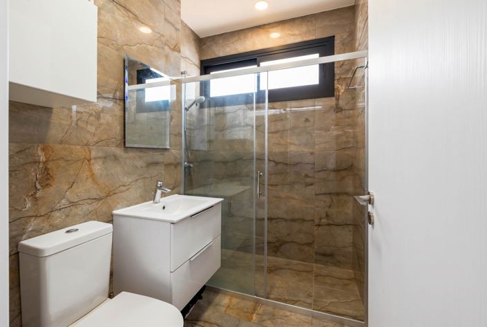 Image No.19-2 Bed Apartment for sale