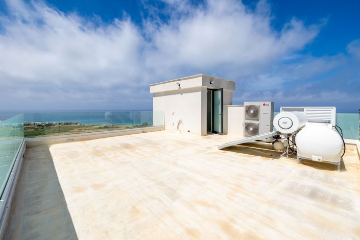 Image No.24-3 Bed House for sale