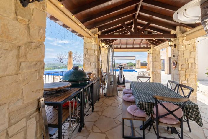 Image No.18-4 Bed House for sale