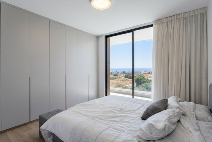 Image No.14-3 Bed House for sale