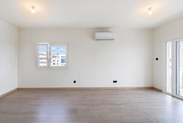 Image No.14-3 Bed Apartment for sale
