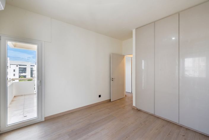 Image No.19-3 Bed Apartment for sale