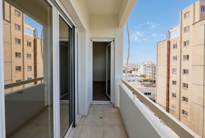 Image No.8-3 Bed Apartment for sale