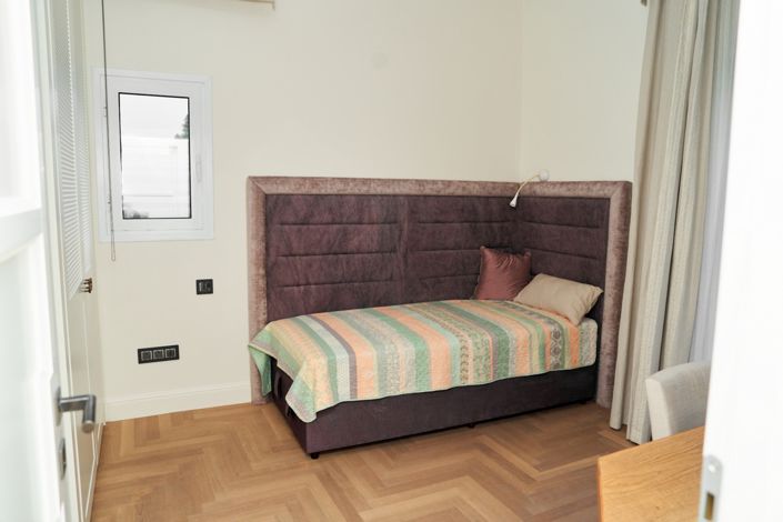 Image No.18-3 Bed Apartment for sale