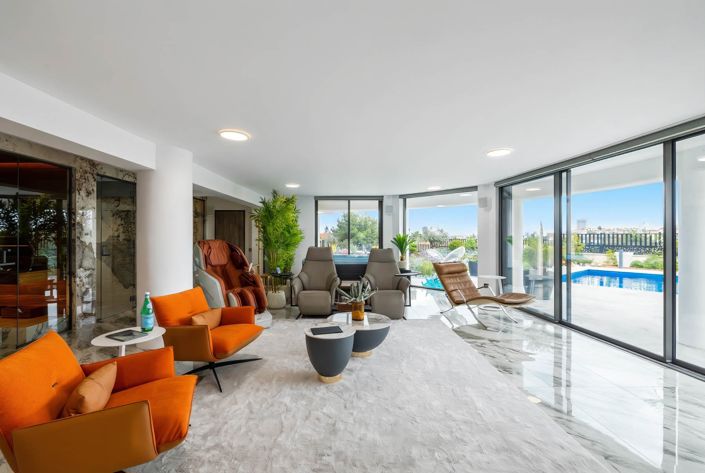 Image No.4-7 Bed House for sale
