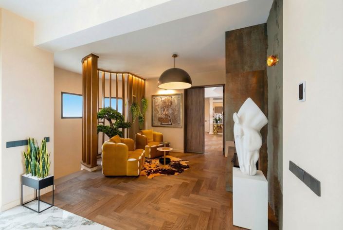 Image No.6-7 Bed House for sale