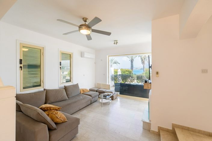 Image No.3-5 Bed House for sale