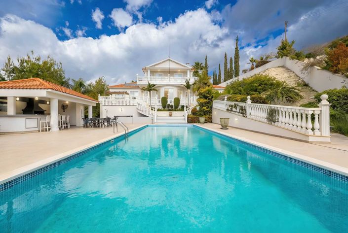 Image No.27-5 Bed House for sale