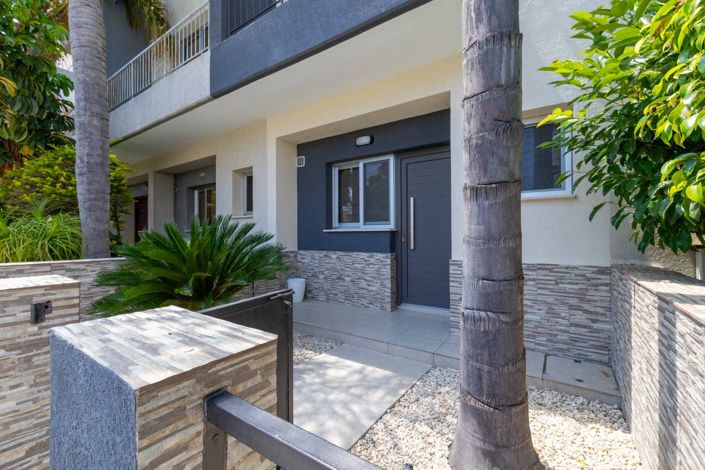 Image No.30-2 Bed House for sale