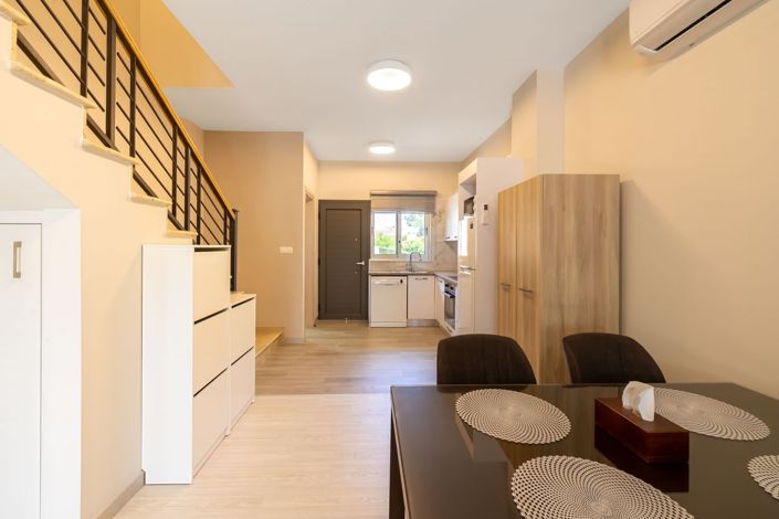 Image No.7-2 Bed House for sale