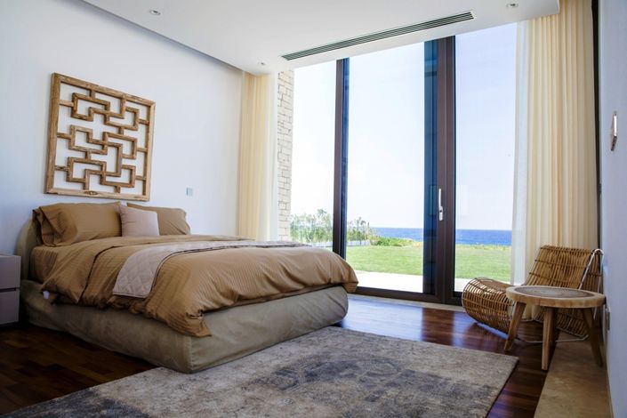 Image No.2-3 Bed Villa for sale