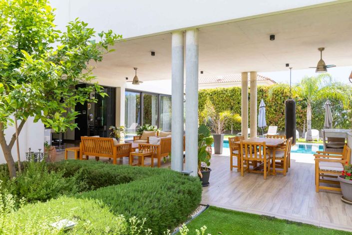 Image No.24-4 Bed House for sale