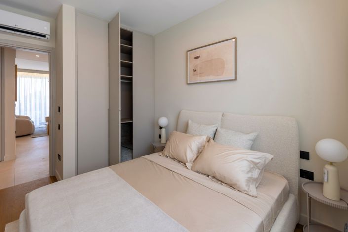 Image No.20-2 Bed Apartment for sale