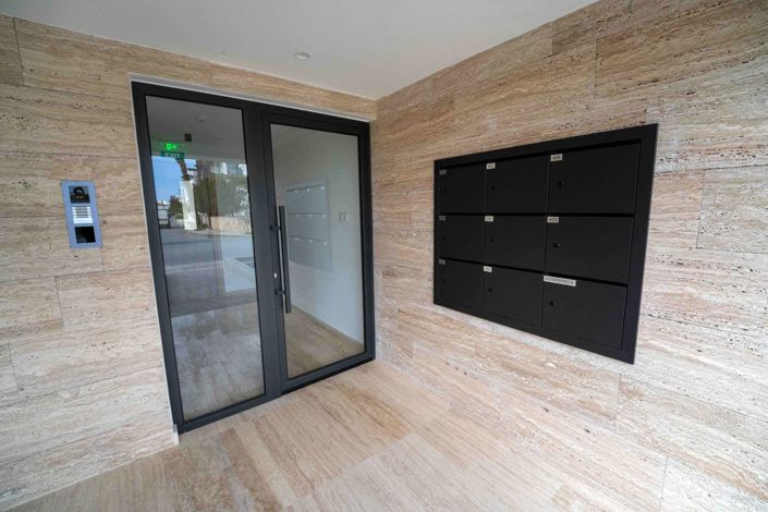 Image No.13-2 Bed Apartment for sale