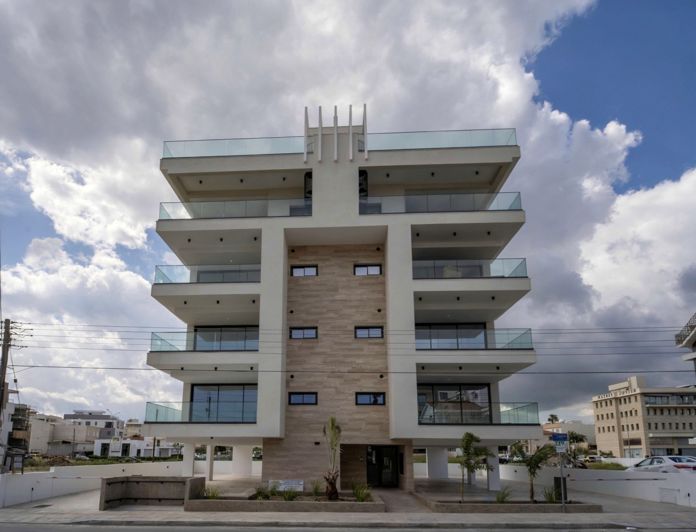 Image No.16-2 Bed Apartment for sale