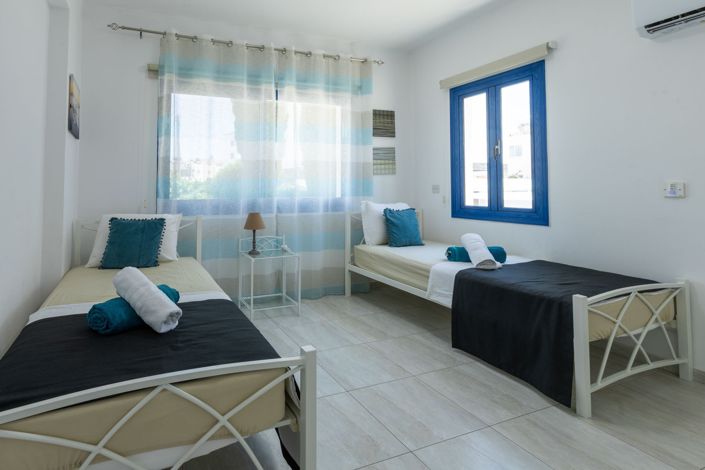 Image No.12-2 Bed Apartment for sale