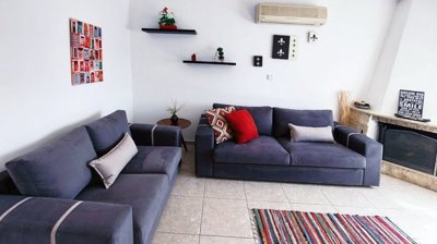 d66e98ca-5af4-40eb-87db-7251f0b38800