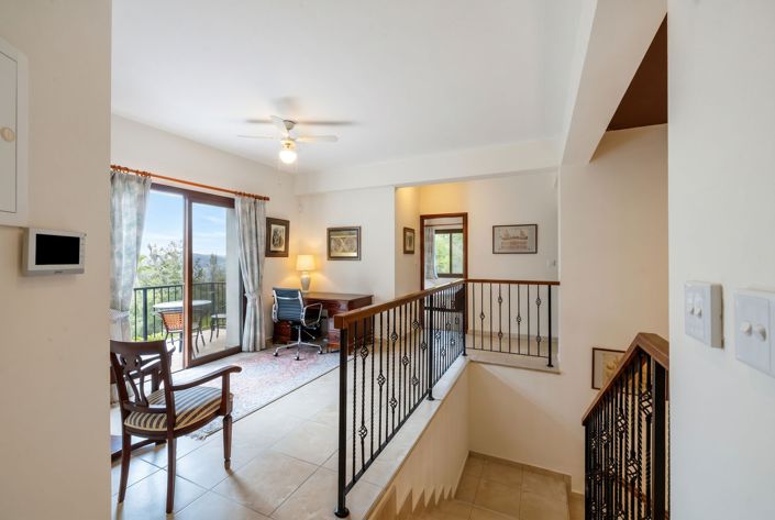 Image No.14-5 Bed House for sale