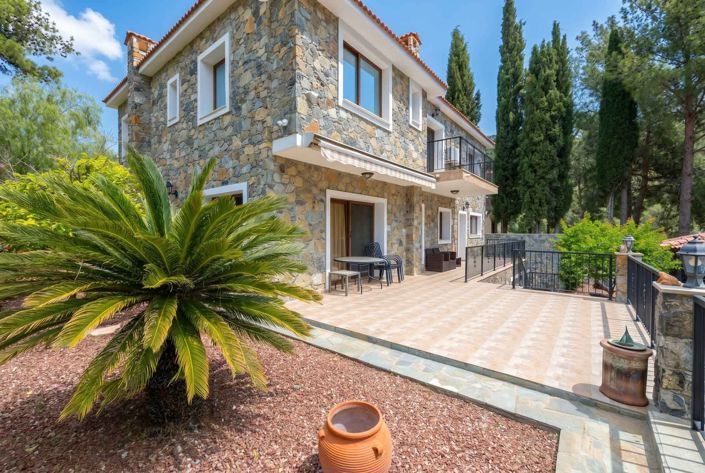 Image No.29-5 Bed House for sale