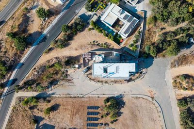 1 - Armou, House