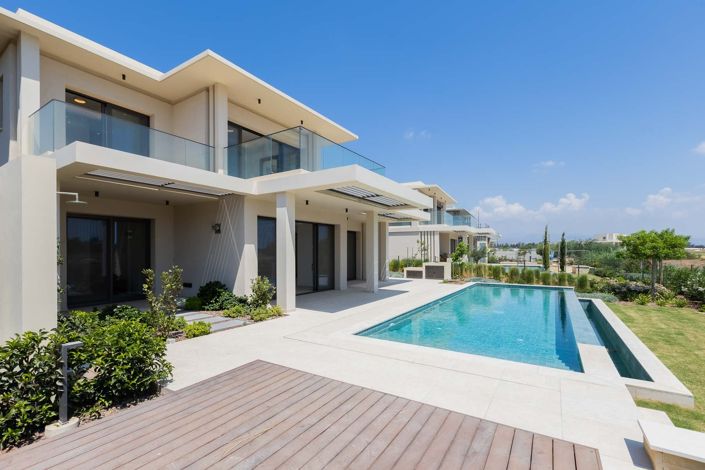 Image No.26-5 Bed House for sale