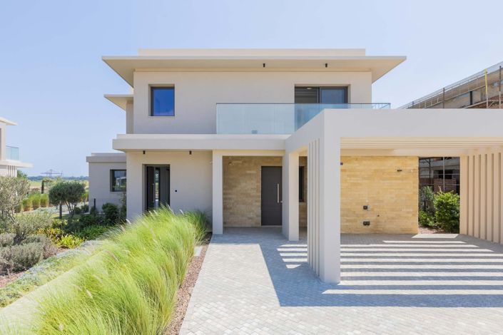 Image No.28-5 Bed House for sale