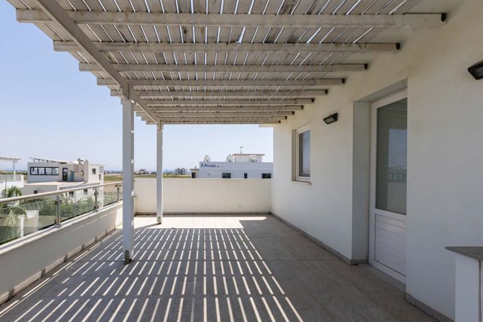 Image No.17-4 Bed House for sale
