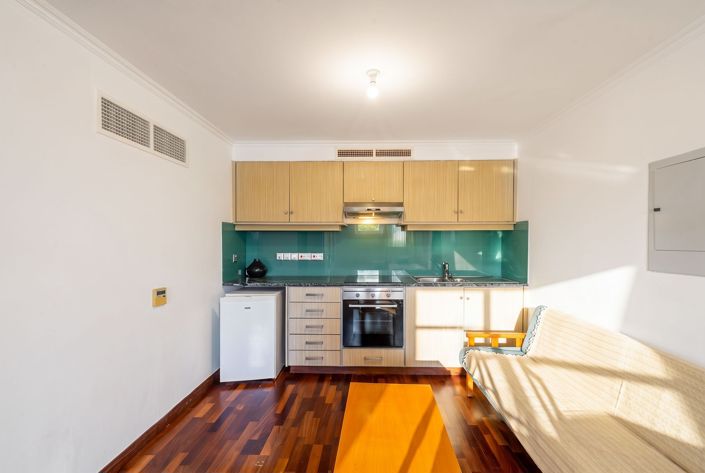 Image No.17-3 Bed House for sale