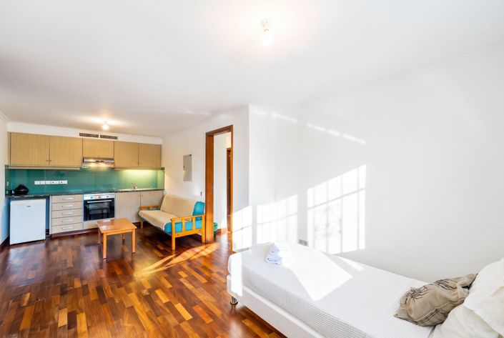 Image No.18-3 Bed House for sale