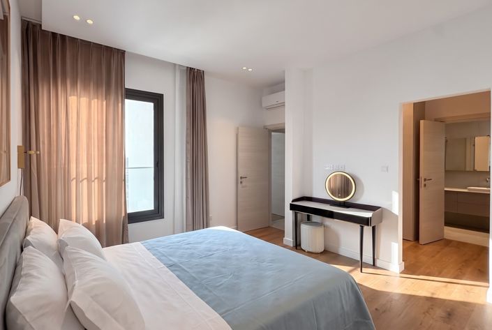 Image No.5-4 Bed Penthouse for sale