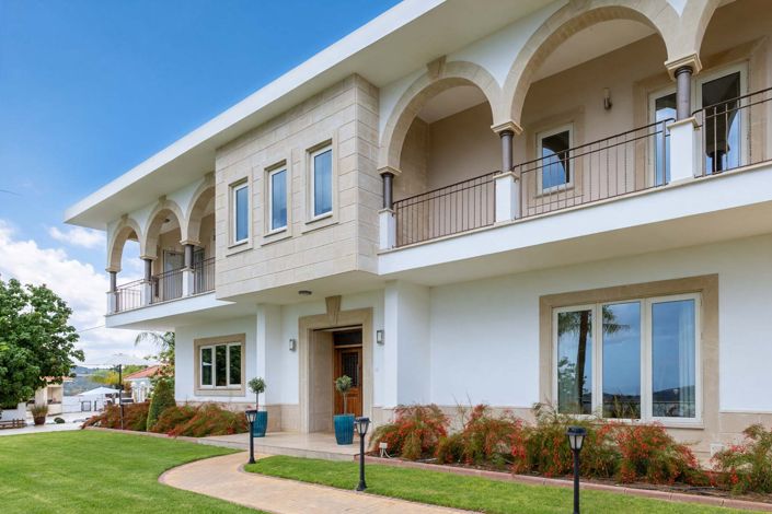 Image No.24-5 Bed House for sale