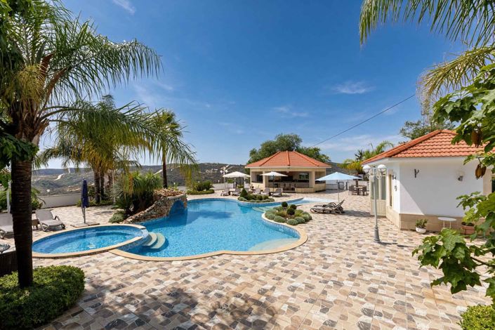 Image No.25-5 Bed House for sale