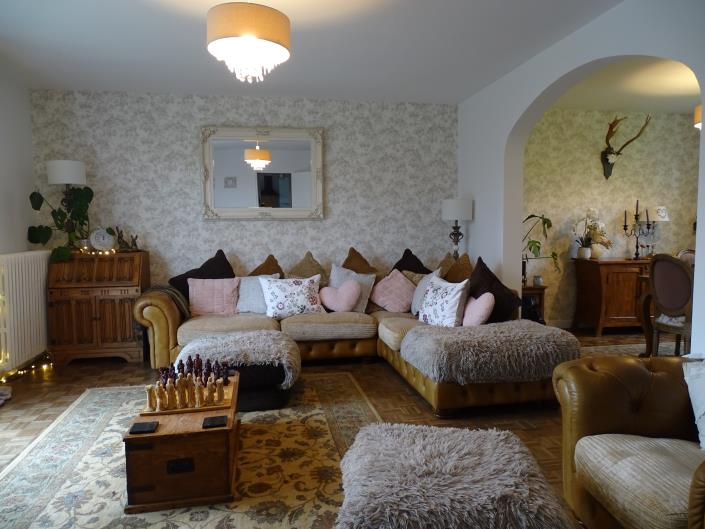 Image No.3-4 Bed House for sale