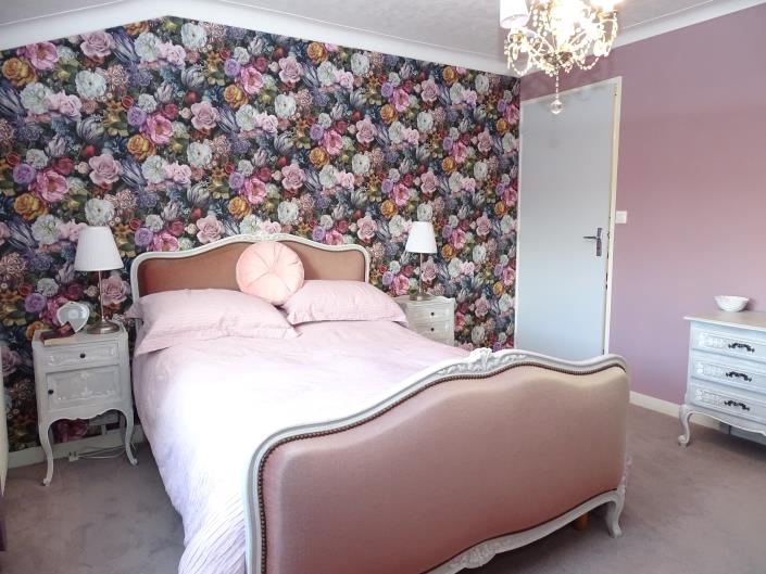 Image No.15-4 Bed House for sale