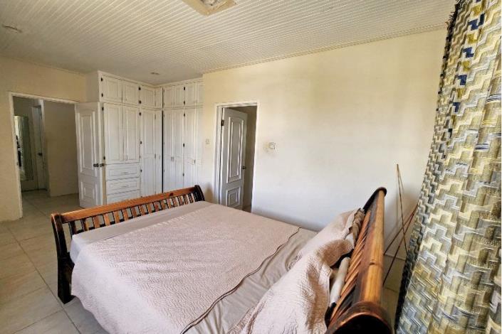 Image No.6-5 Bed Duplex for sale