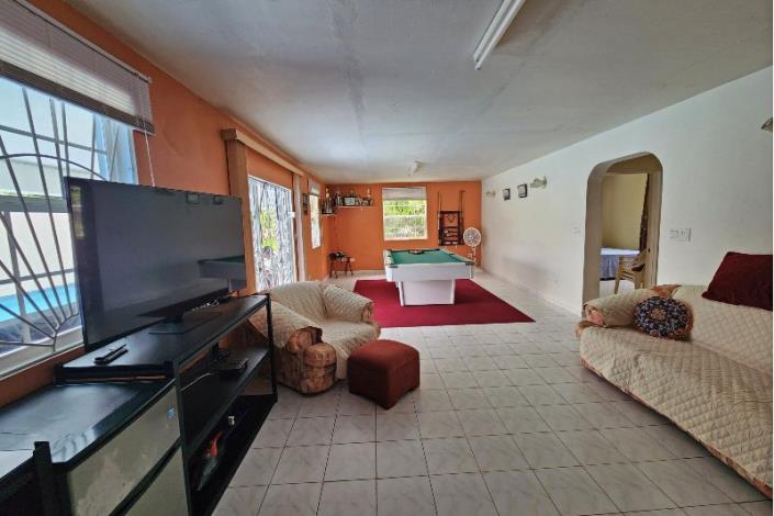 Image No.7-3 Bed House for sale