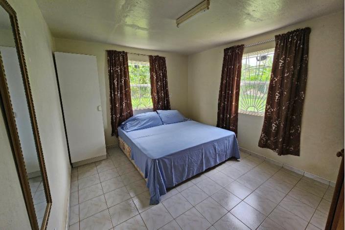 Image No.8-3 Bed House for sale