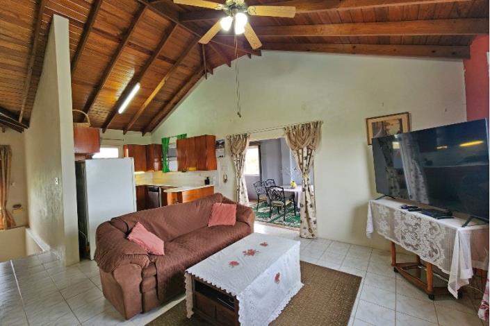 Image No.10-3 Bed House for sale