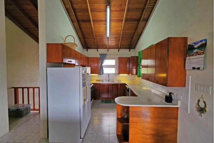 Image No.17-3 Bed House for sale