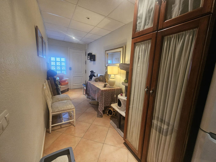 Image No.1-2 Bed Property for sale