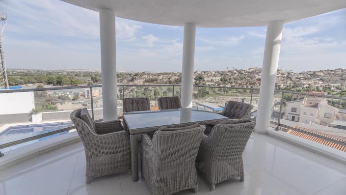 Image No.17-4 Bed Villa for sale