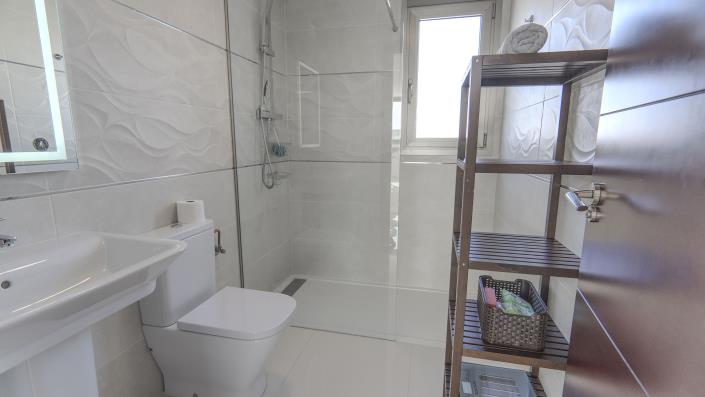 Image No.20-4 Bed Villa for sale