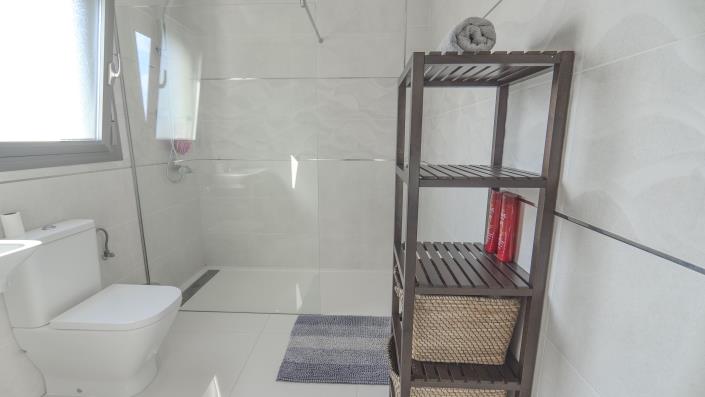 Image No.28-4 Bed Villa for sale