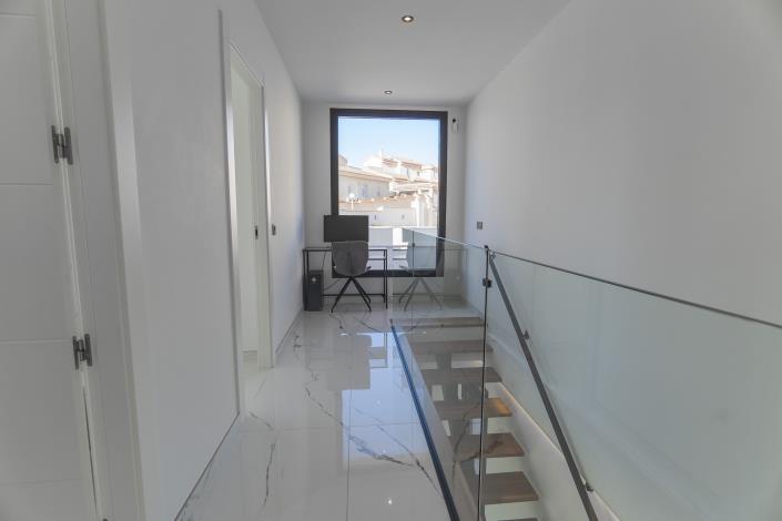 Image No.26-Villa de 4 chambres à vendre à Ciudad Quesada