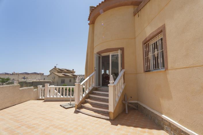 Image No.17-3 Bed Villa for sale