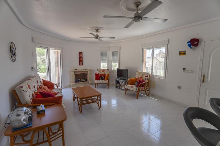 Image No.21-3 Bed Villa for sale