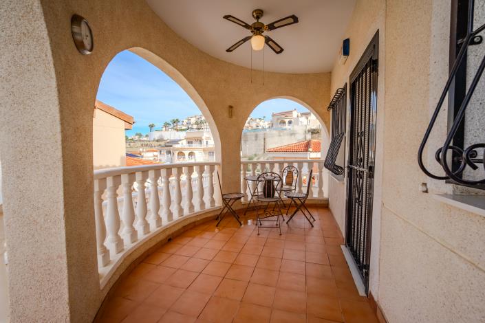 Image No.9-2 Bed House/Villa for sale