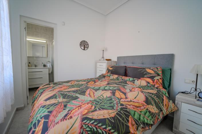 Image No.26-2 Bed House/Villa for sale